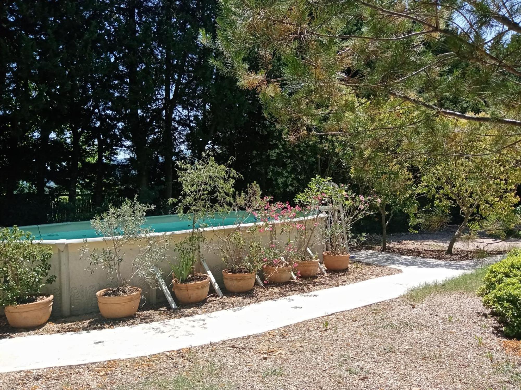 Au Mas Saint Pierre Ξενοδοχείο Pignans Εξωτερικό φωτογραφία